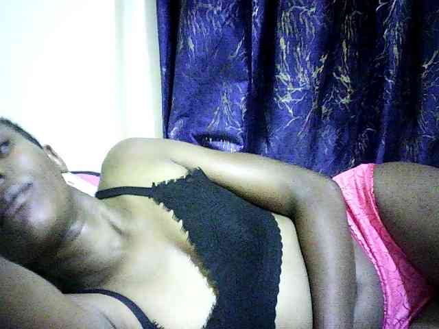 Sweetebonny webcam
