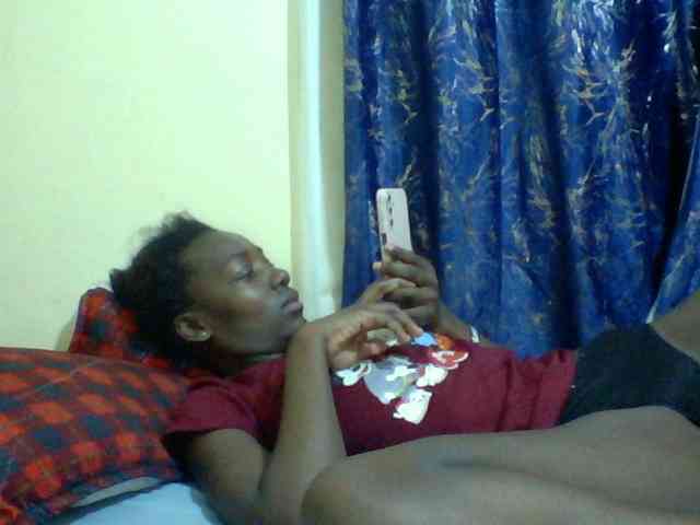 Sweetebonny webcam