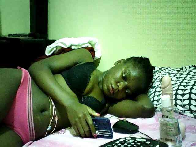 Sweetebonny webcam