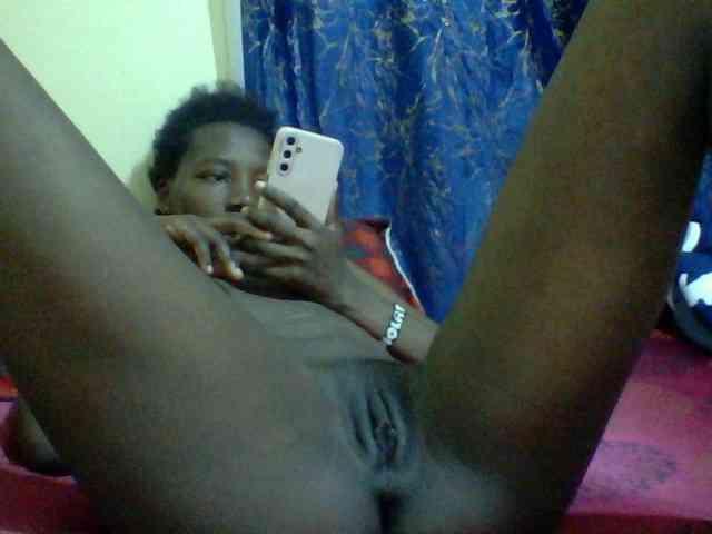 Sweetebonny webcam