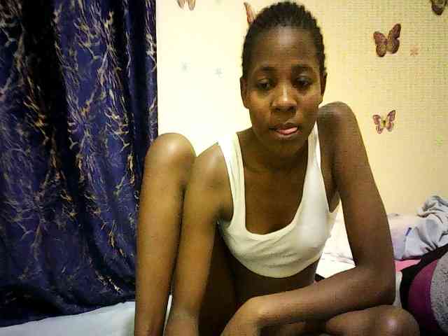 Sweetebonny webcam