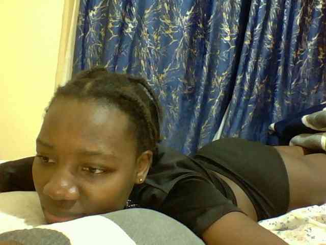 Sweetebonny webcam