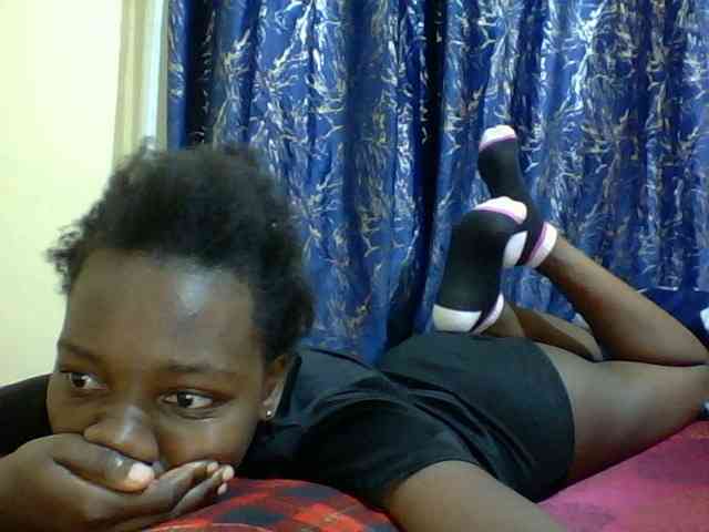 Sweetebonny webcam