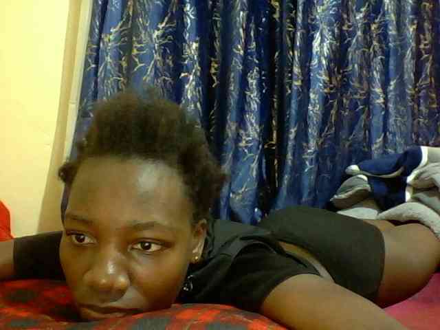 Sweetebonny webcam