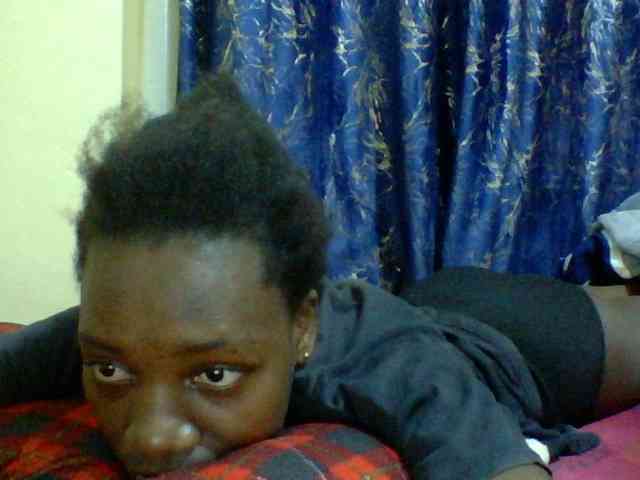 Sweetebonny webcam