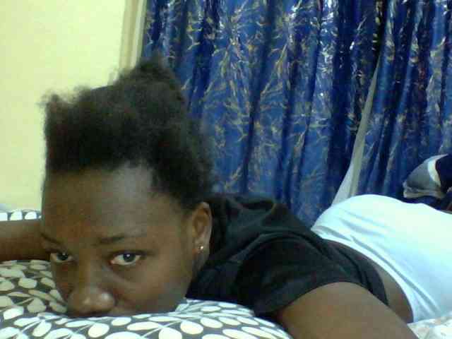 Sweetebonny webcam