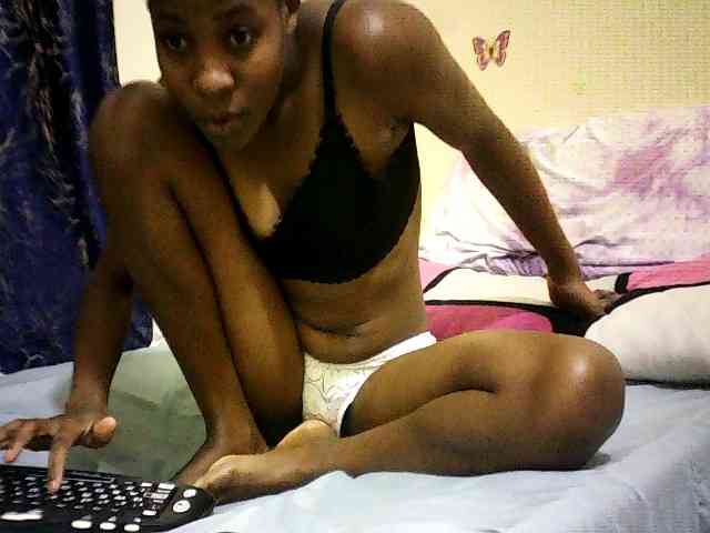Sweetebonny webcam