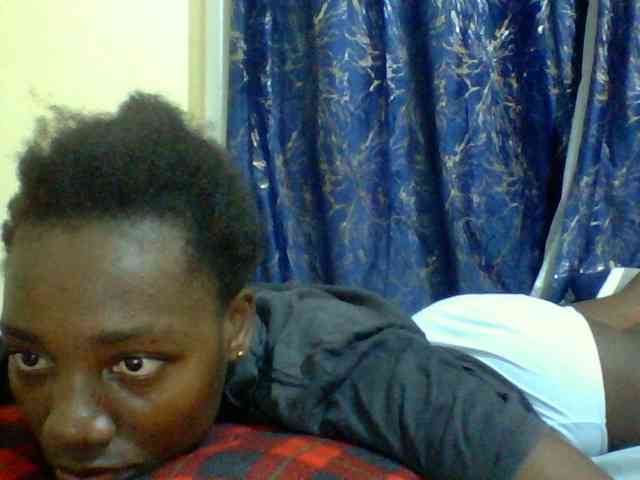 Sweetebonny webcam