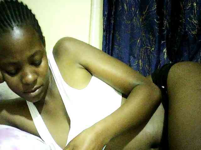 Sweetebonny webcam