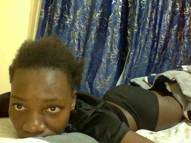 Sweetebonny webcam