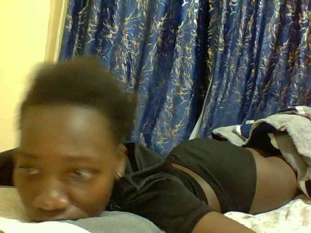Sweetebonny webcam
