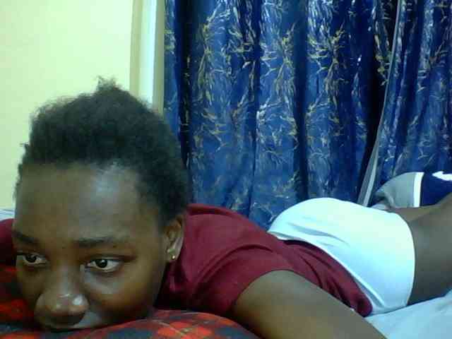 Sweetebonny webcam