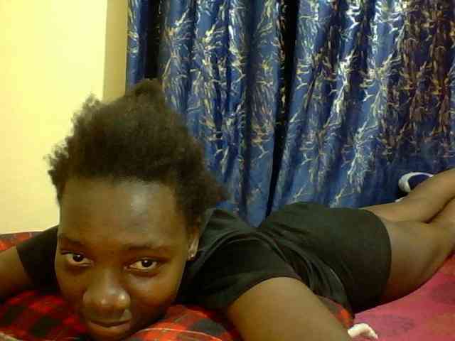 Sweetebonny webcam