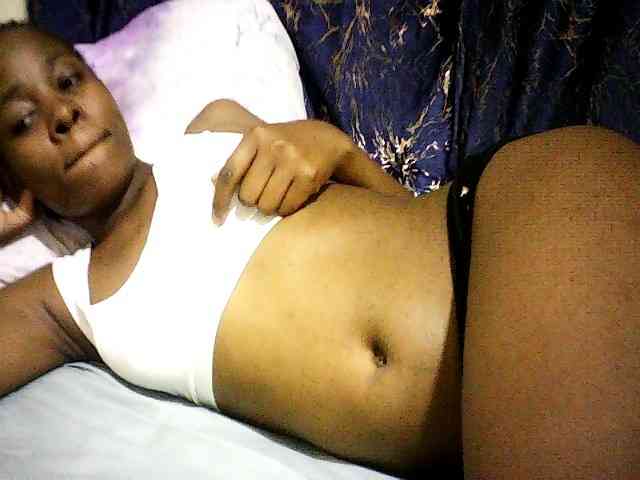 Sweetebonny webcam