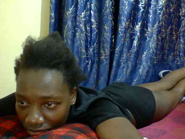 Sweetebonny webcam
