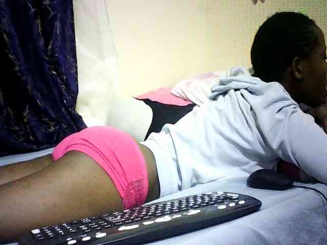 Sweetebonny webcam
