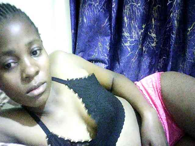 Sweetebonny webcam