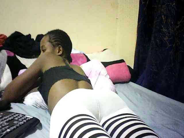 Sweetebonny webcam