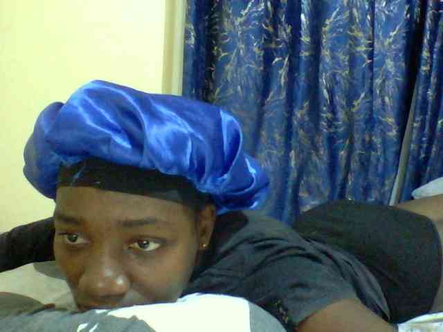 Sweetebonny webcam