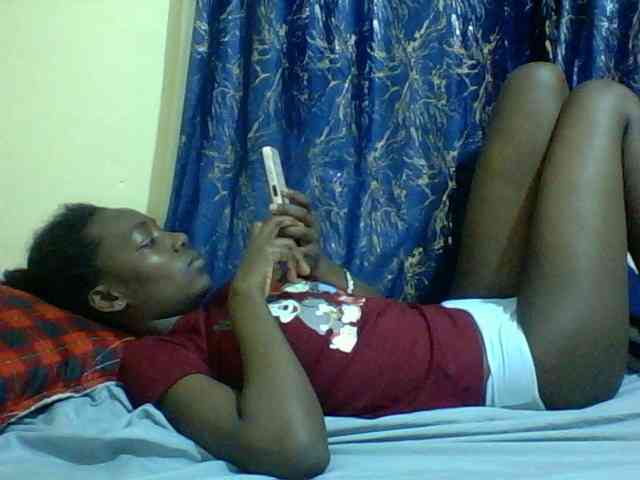 Sweetebonny webcam