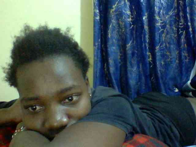 Sweetebonny webcam