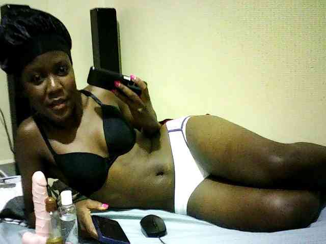 Sweetebonny webcam