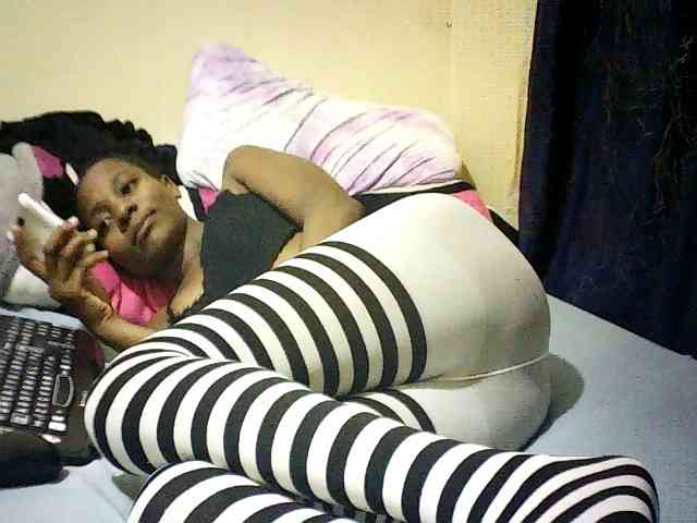 Sweetebonny webcam