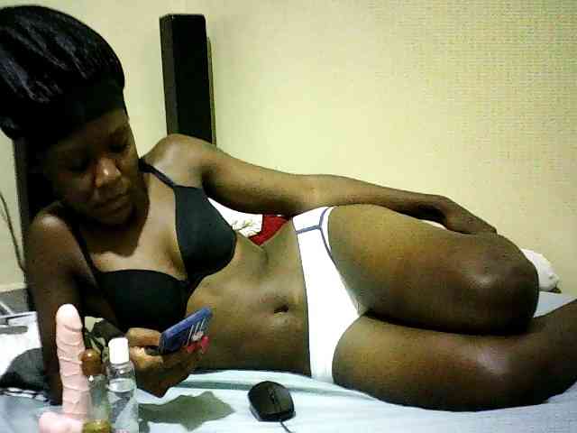 Sweetebonny webcam