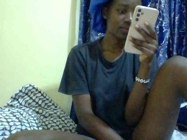 Sweetebonny webcam
