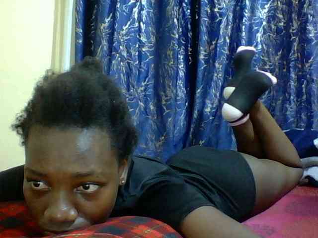 Sweetebonny webcam