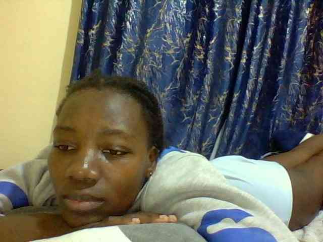 Sweetebonny webcam