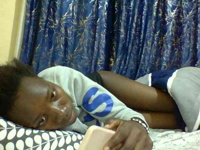 Sweetebonny webcam