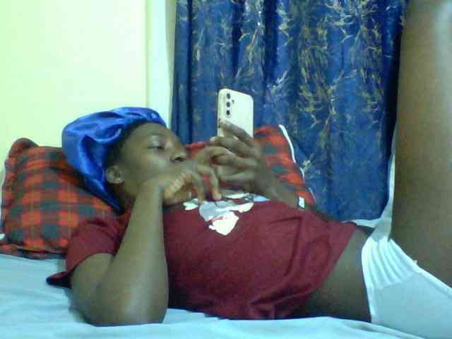 Sweetebonny webcam