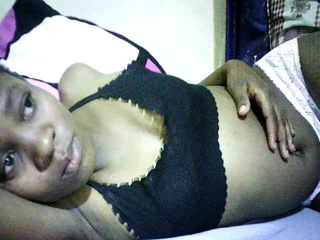Sweetebonny webcam