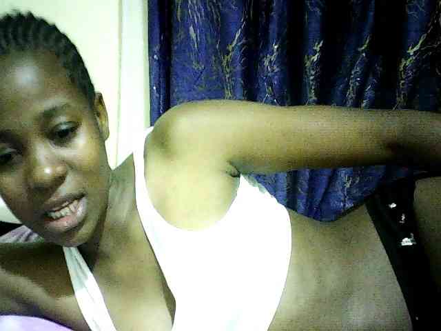 Sweetebonny webcam
