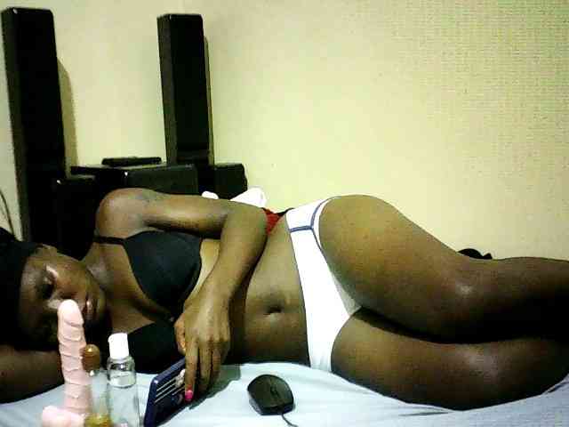 Sweetebonny webcam