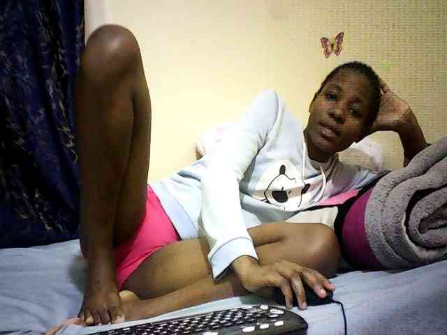 Sweetebonny webcam
