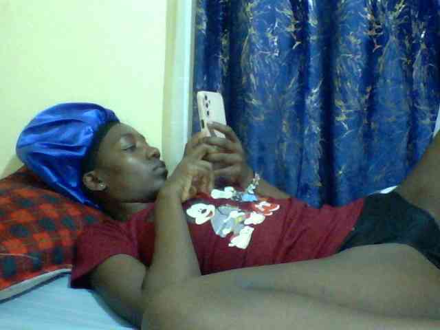 Sweetebonny webcam
