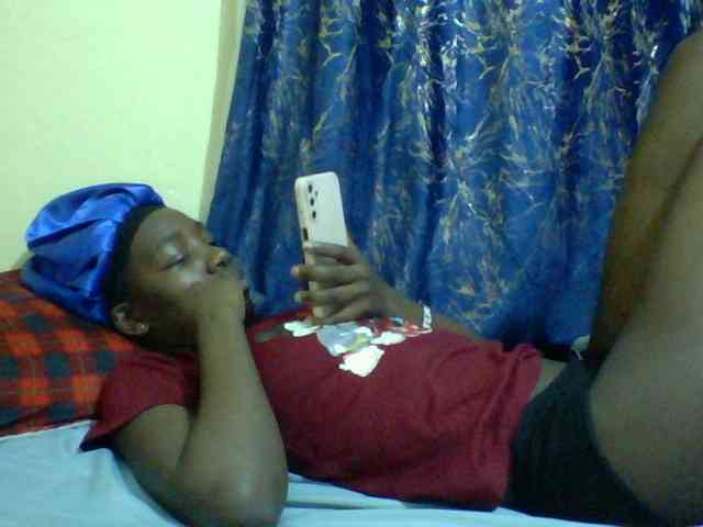 Sweetebonny webcam