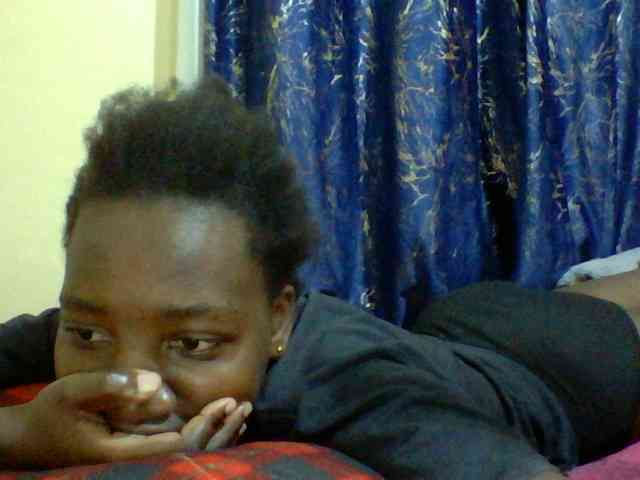 Sweetebonny webcam