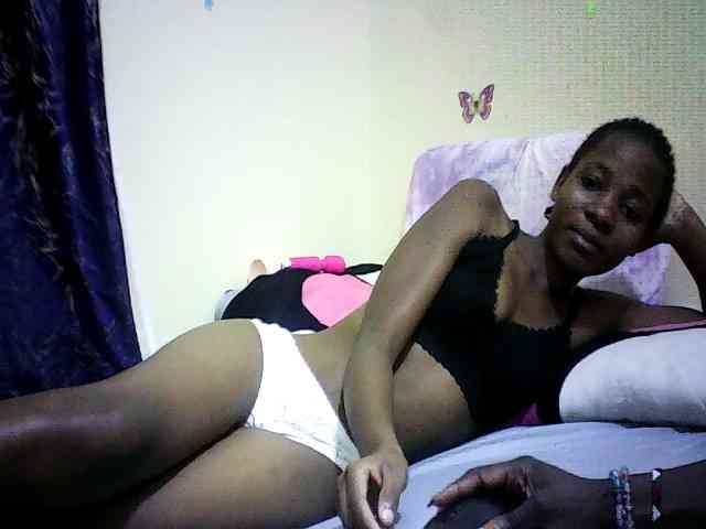 Sweetebonny webcam