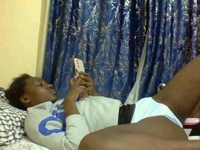 Sweetebonny webcam