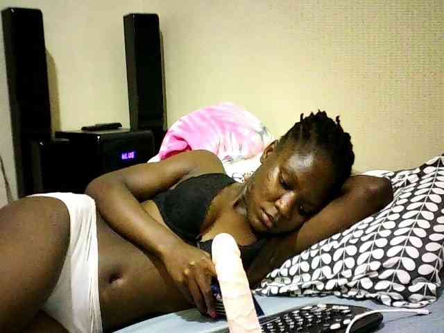 Sweetebonny webcam