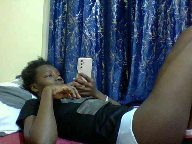 Sweetebonny webcam