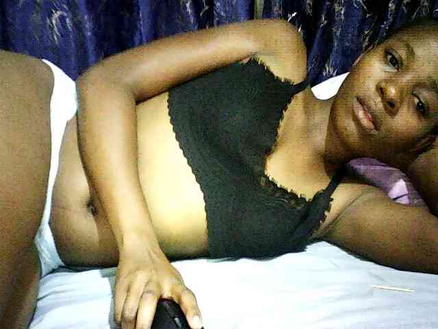 Sweetebonny webcam