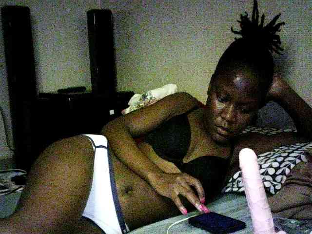 Sweetebonny webcam