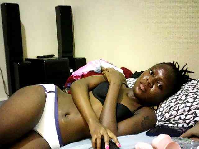 Sweetebonny webcam