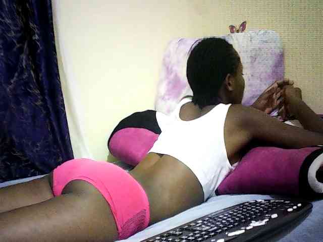 Sweetebonny webcam