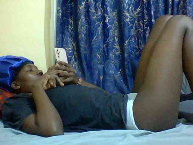 Sweetebonny webcam