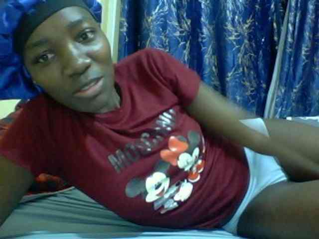 Sweetebonny webcam